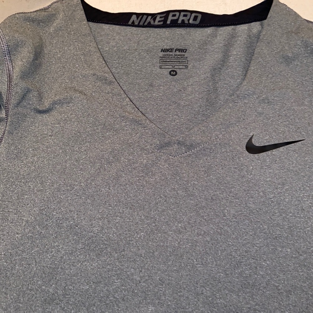 Grey Nike Pro short sleeve